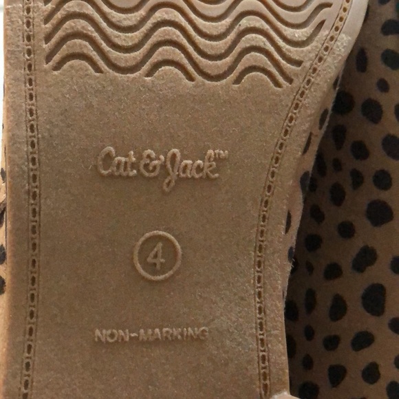 Boots - Picture 4 of 5